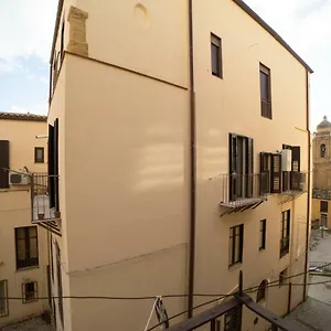 Alojamento de Acomodação e Pequeno-almoço Dreams, Agrigento